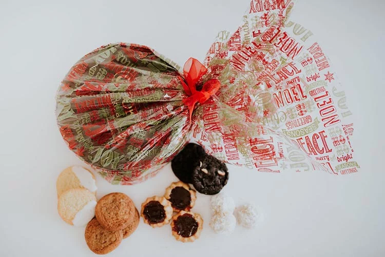 We love these 10 festive ways to package Christmas cookie gifts | Holiday  Gifts