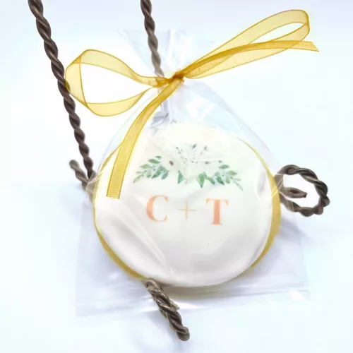 custom printed wedding cookie