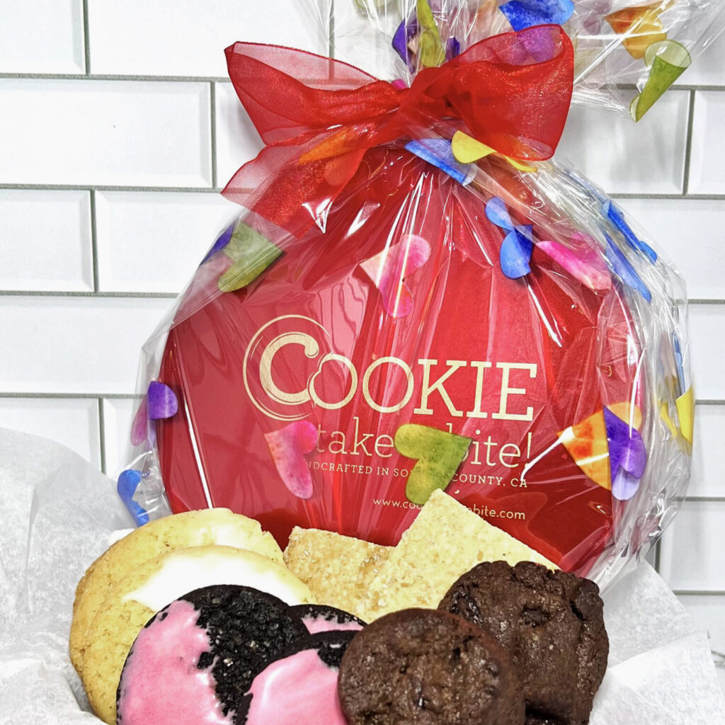 A mother's day cookie tin from Cookie... take a bite!